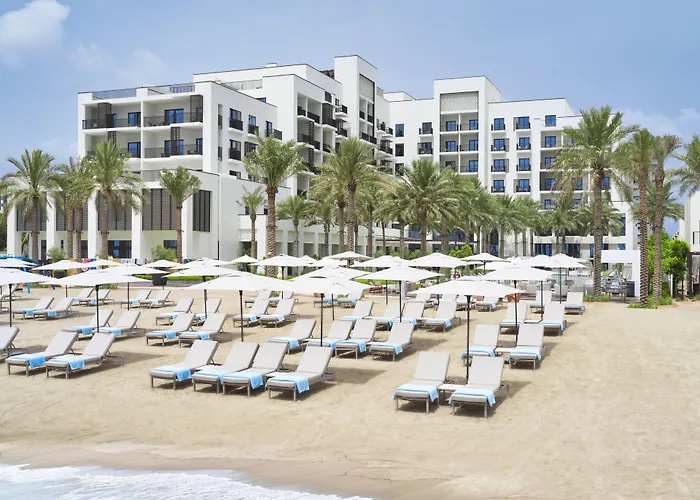Family Hotel: Palace Beach Resort Fujairah